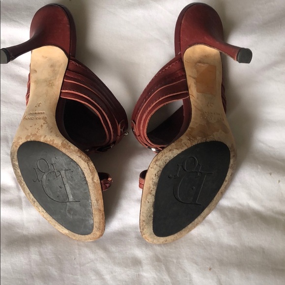 Red Dior Pumps - Picture 4 of 9